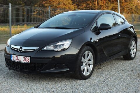 Opel Astra GTC 1.4 Turbo 140KM