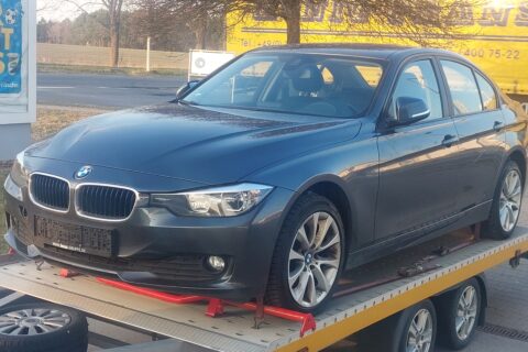 BMW F30 318D 2.000 cm. 143 KM